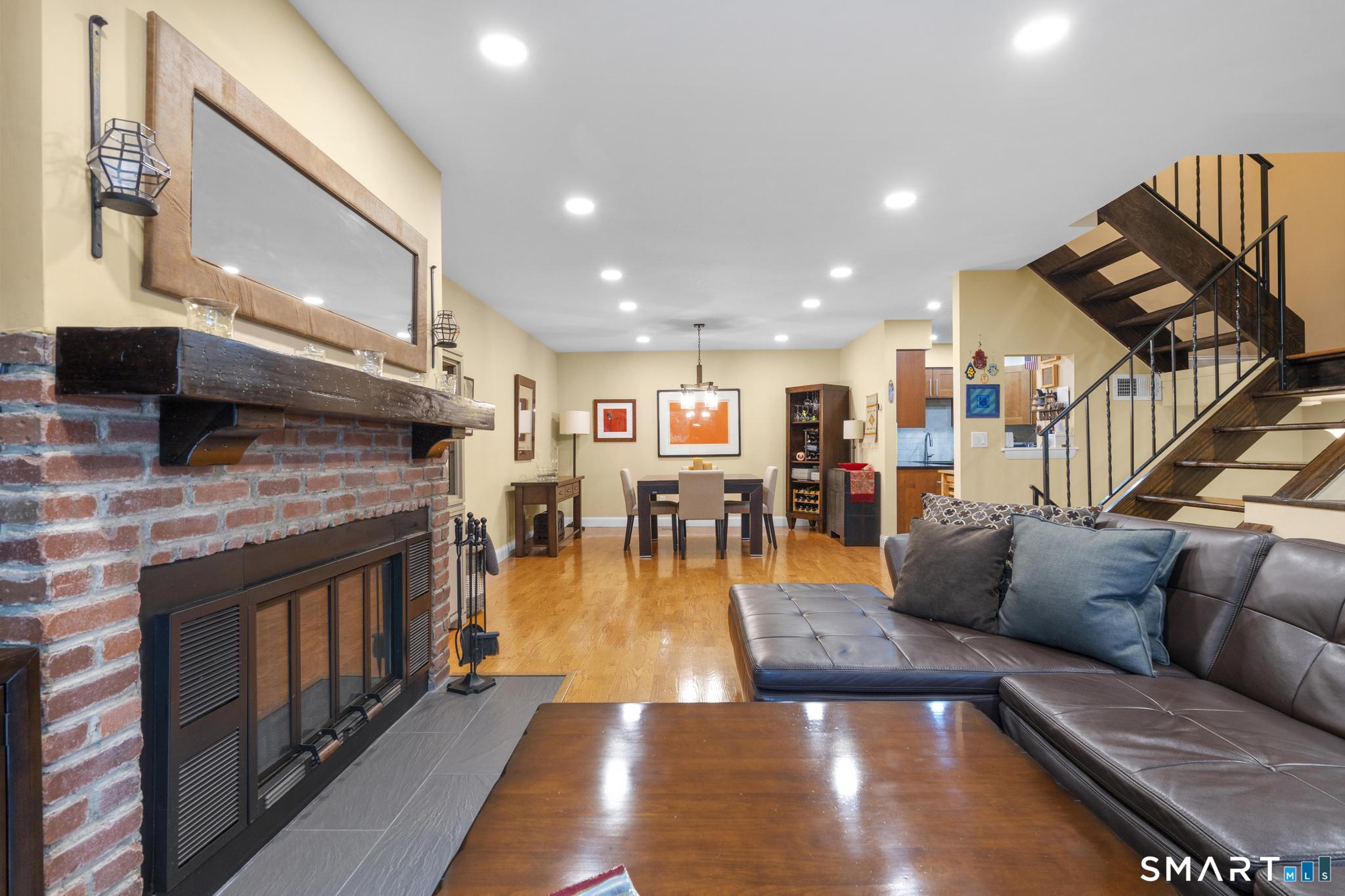 40 Riverside Avenue, Unit 4 Stamford, CT 06905 - Photo 8 of 28 Gallery Image 8