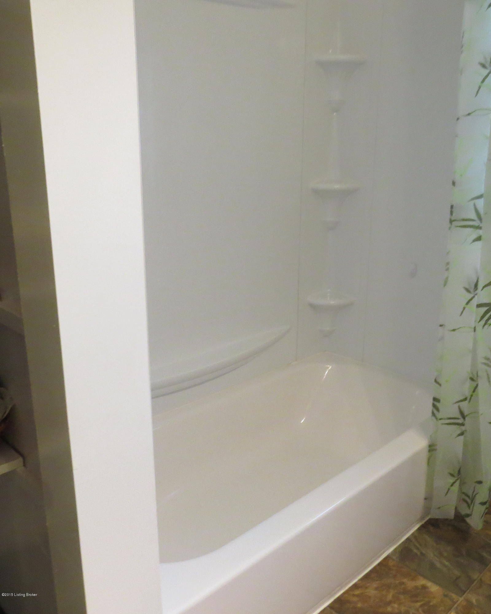 39 Willisburg Road Chaplin, KY 40012 - Photo 20 of 51 Bathroom