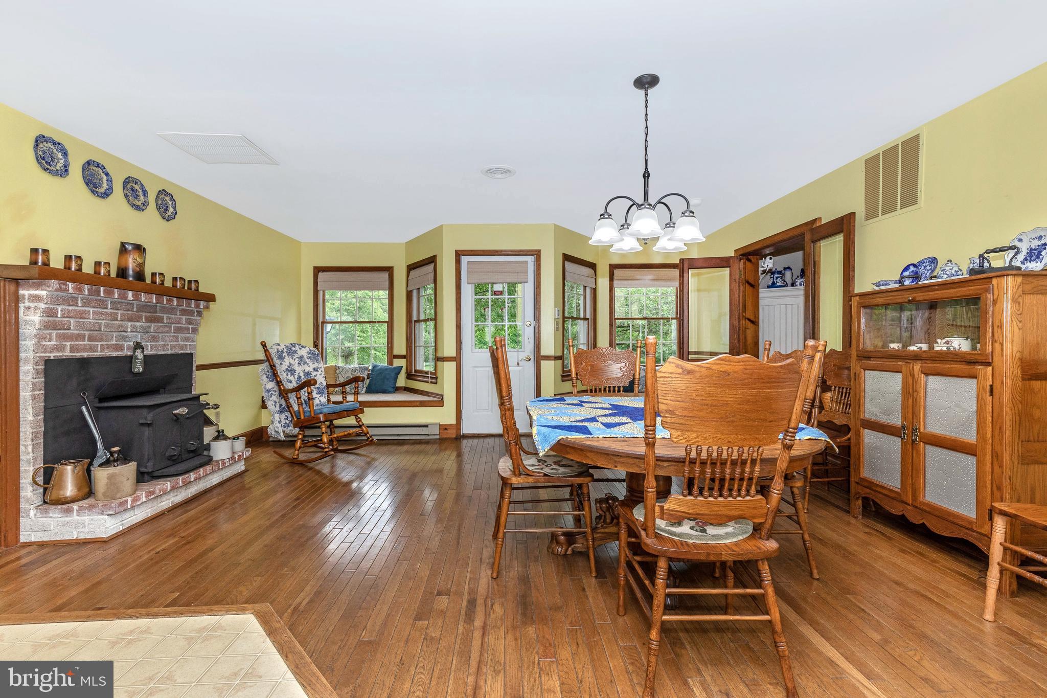 203 Baker Road Fayetteville, PA 17222 - Photo 6 of 72