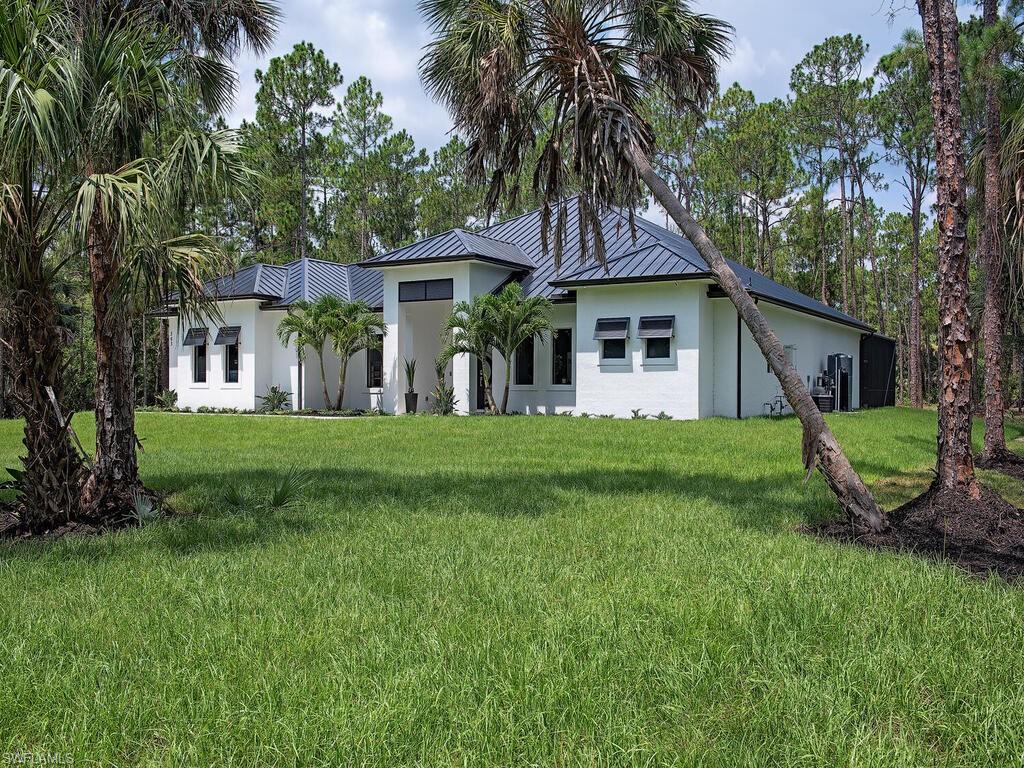 363 29th Street Southwest Naples, FL 34117 - Photo 2 of 35 Gallery Image 2