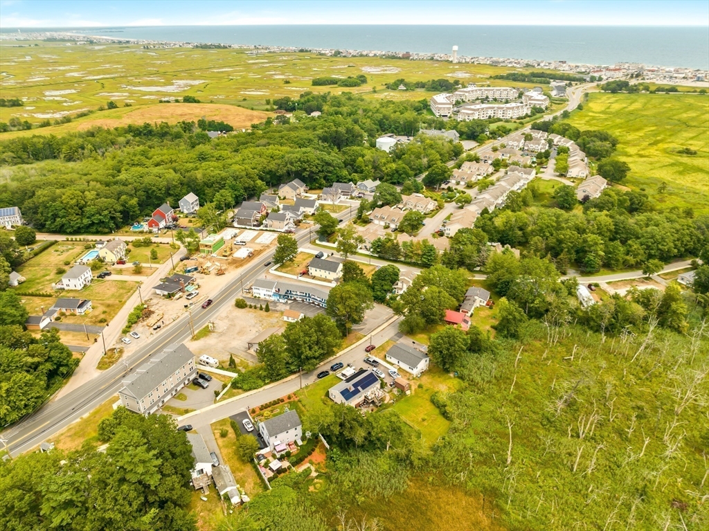 2 Old County Road, Unit 11 Salisbury, MA 01952 - Photo 5 of 17 a view of an ocean view