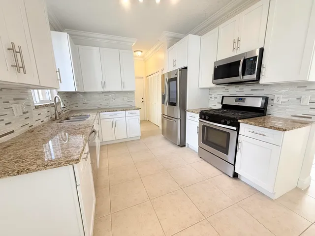 $3,599 | 5935 Asturian Trail Lake, Lake Worth, FL 33449