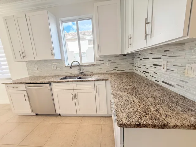 $3,599 | 5935 Asturian Trail Lake, Lake Worth, FL 33449