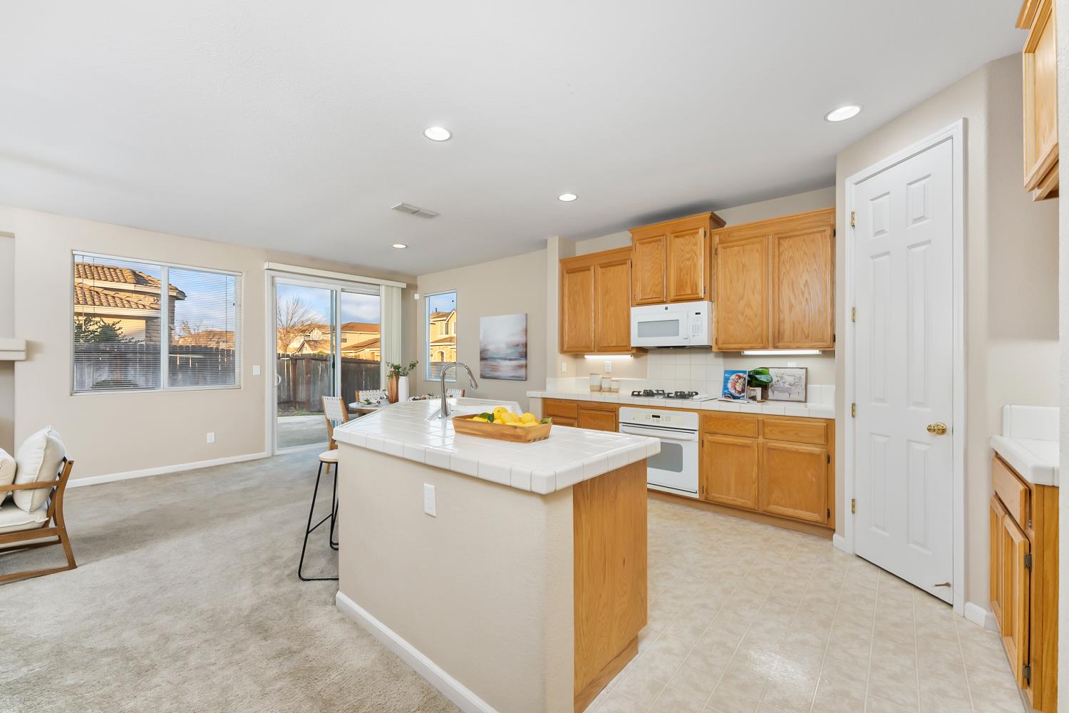 5013 Millner Way Elk Grove, CA 95757 - Photo 14 of 38