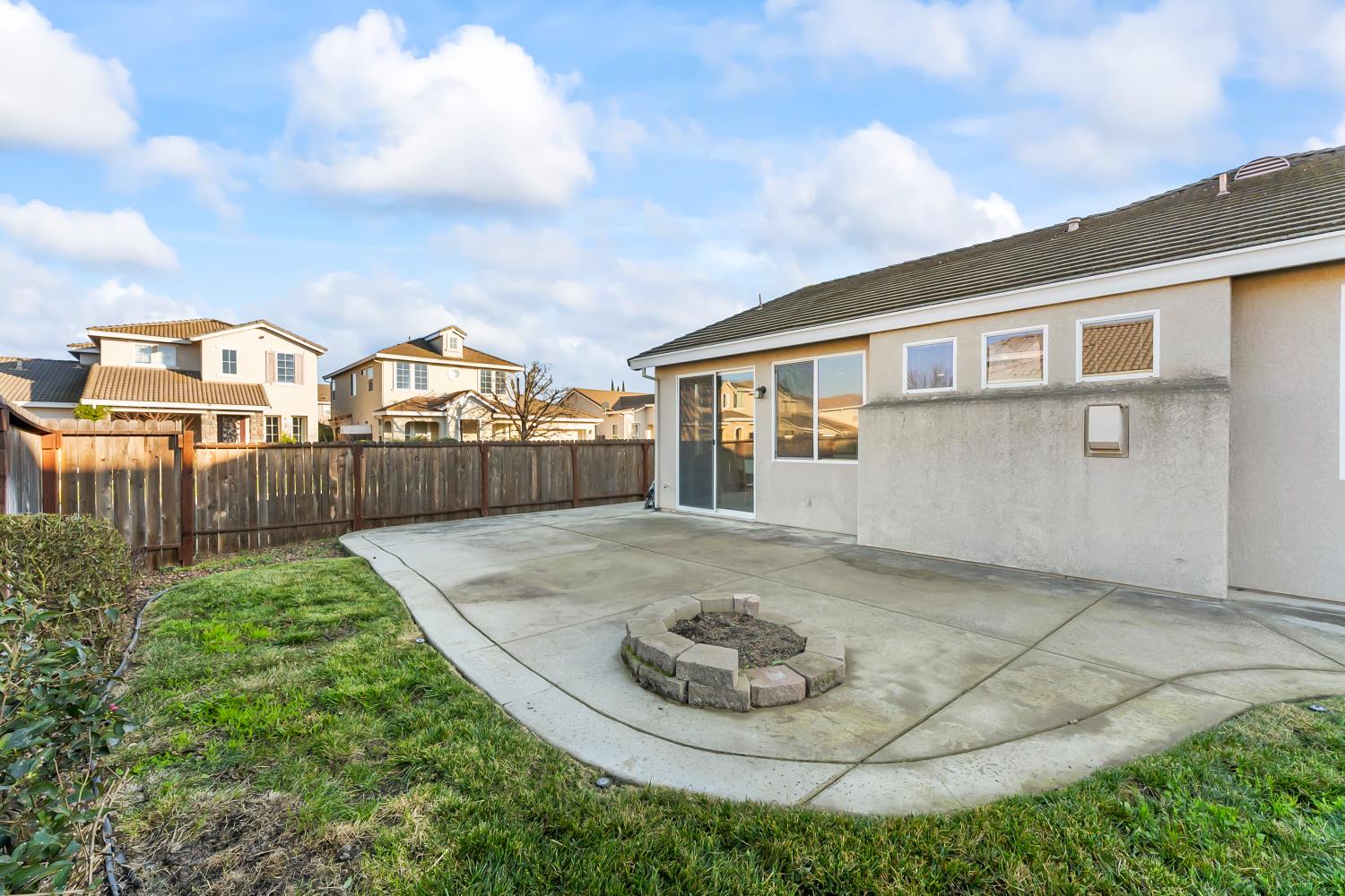 5013 Millner Way Elk Grove, CA 95757 - Photo 34 of 38