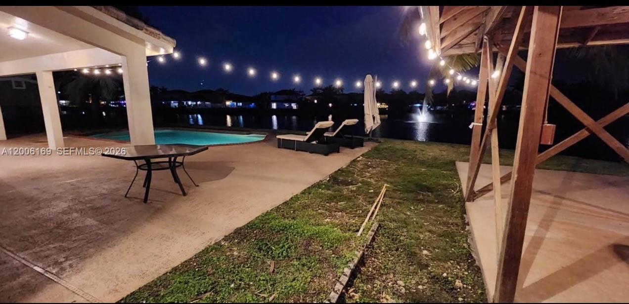 9309 Southwest 166th Court Miami, FL 33196 - Photo 8 of 10
