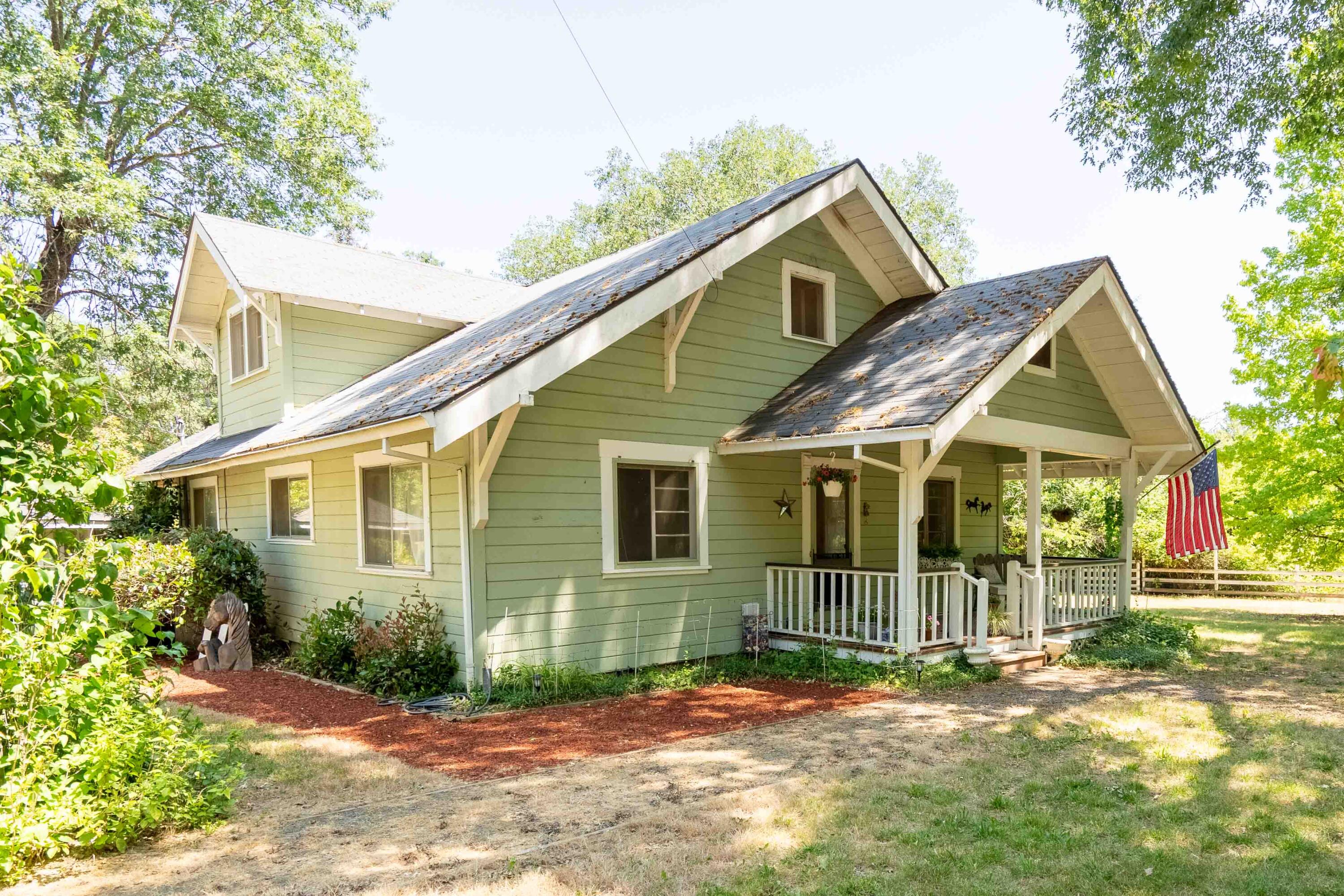 244 Griffin Road Grants Pass, OR 97527 - Photo 10 of 96 DSC07378-HDR