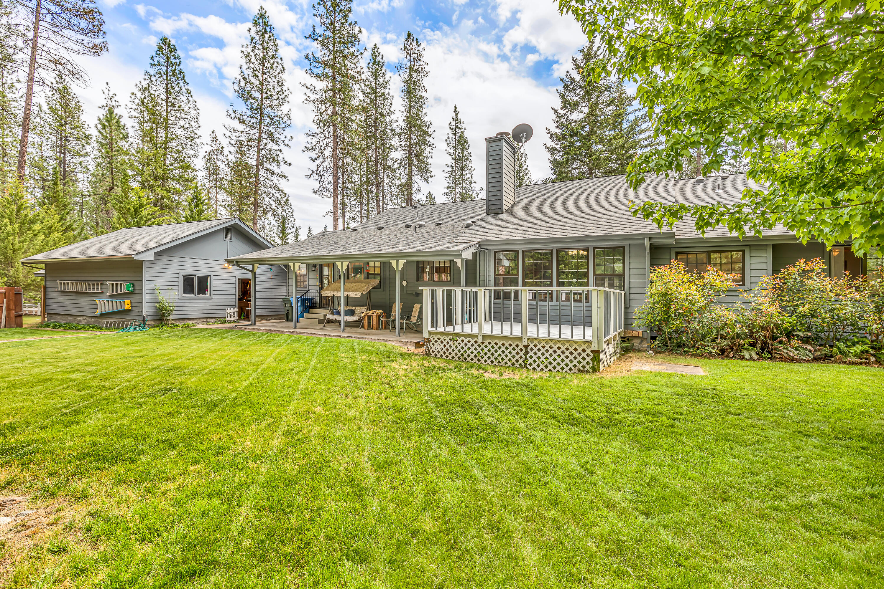 876 Minthorne Road Rogue River, OR 97537 - Photo 33 of 43 9R9A5184