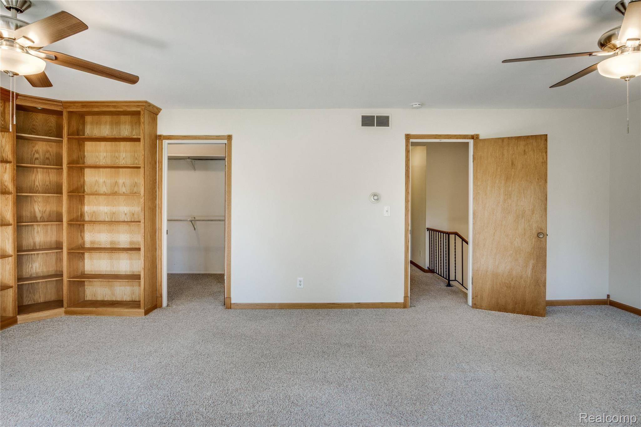 3217 Rolston Road Fenton, MI 48430 - Photo 15 of 30 Interiors (8 of 34).JPG