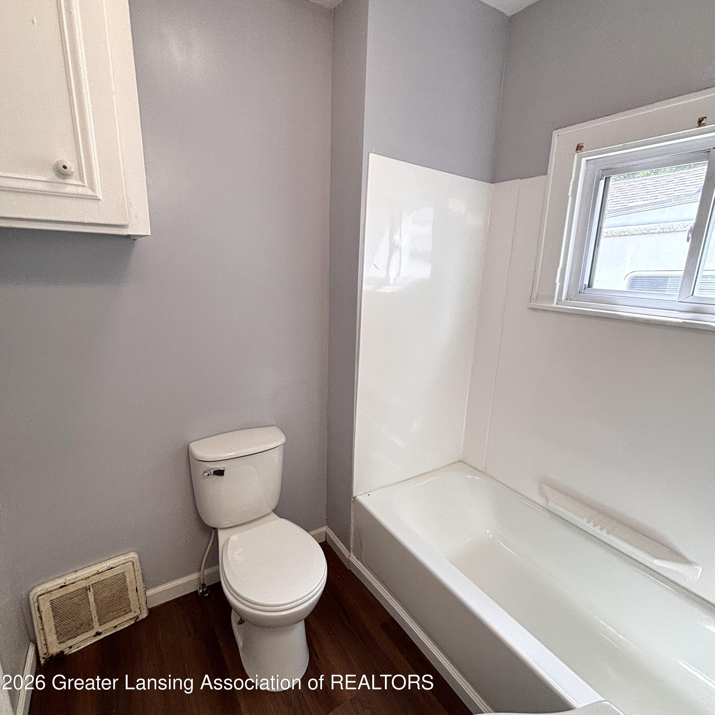 326 Potter Avenue Lansing, MI 48910 - Photo 16 of 26 IMG_3161