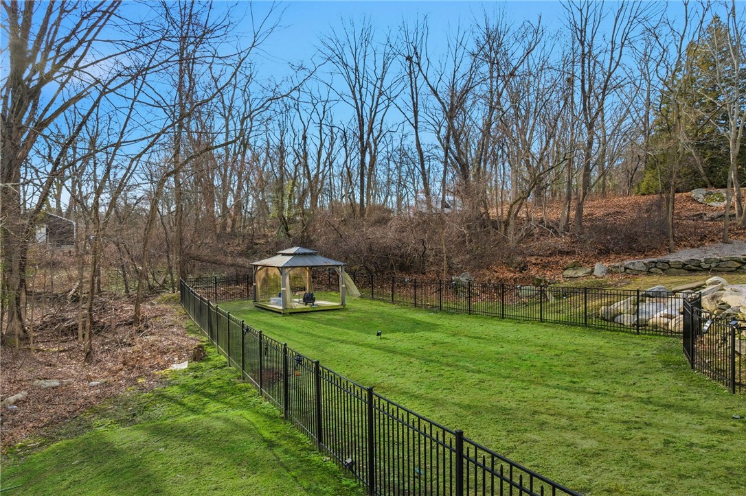 100 Hanton Road North Smithfield, RI 02896 - Photo 11 of 44