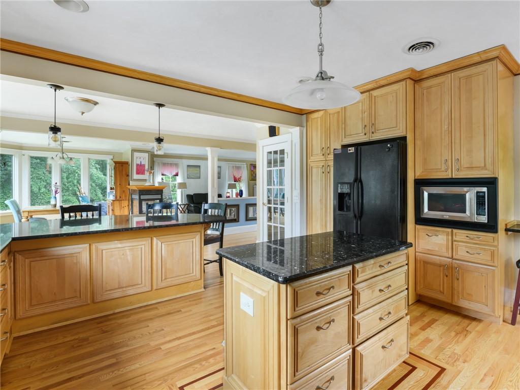100 Hanton Road North Smithfield, RI 02896 - Photo 23 of 44