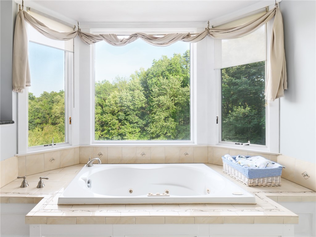 100 Hanton Road North Smithfield, RI 02896 - Photo 34 of 44