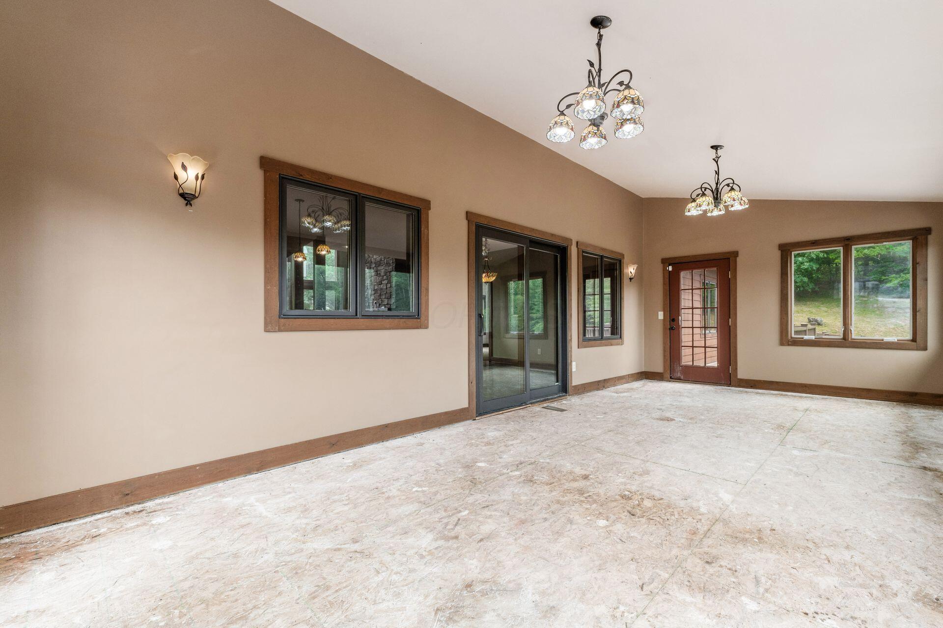 422 Debord Road Waverly, OH 45690 - Photo 18 of 57 Florida Room