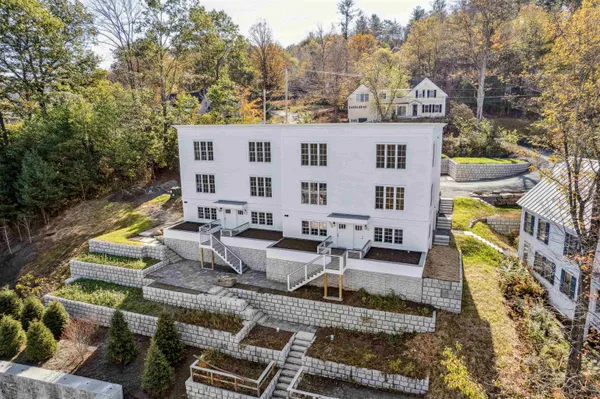 $1,195,000 | 26 Mt Peg Road, Unit D, Woodstock, VT 05091