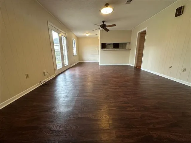 $1,900 | 501 Bellemeade Boulevard, Gretna, LA 70056