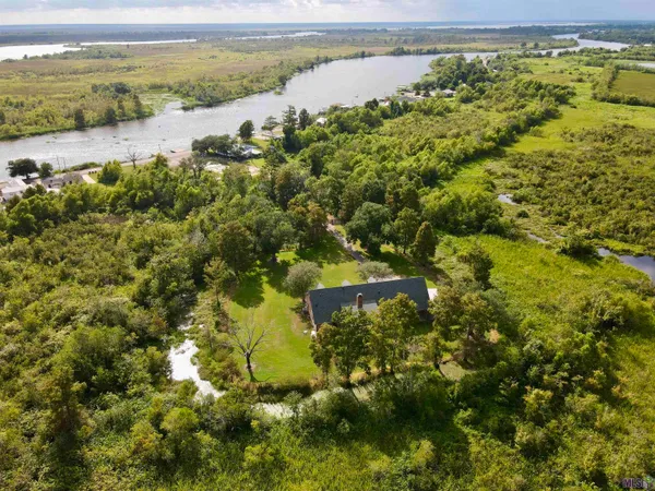$340,000 | 4381 Highway 306, Des Allemands, LA 70030