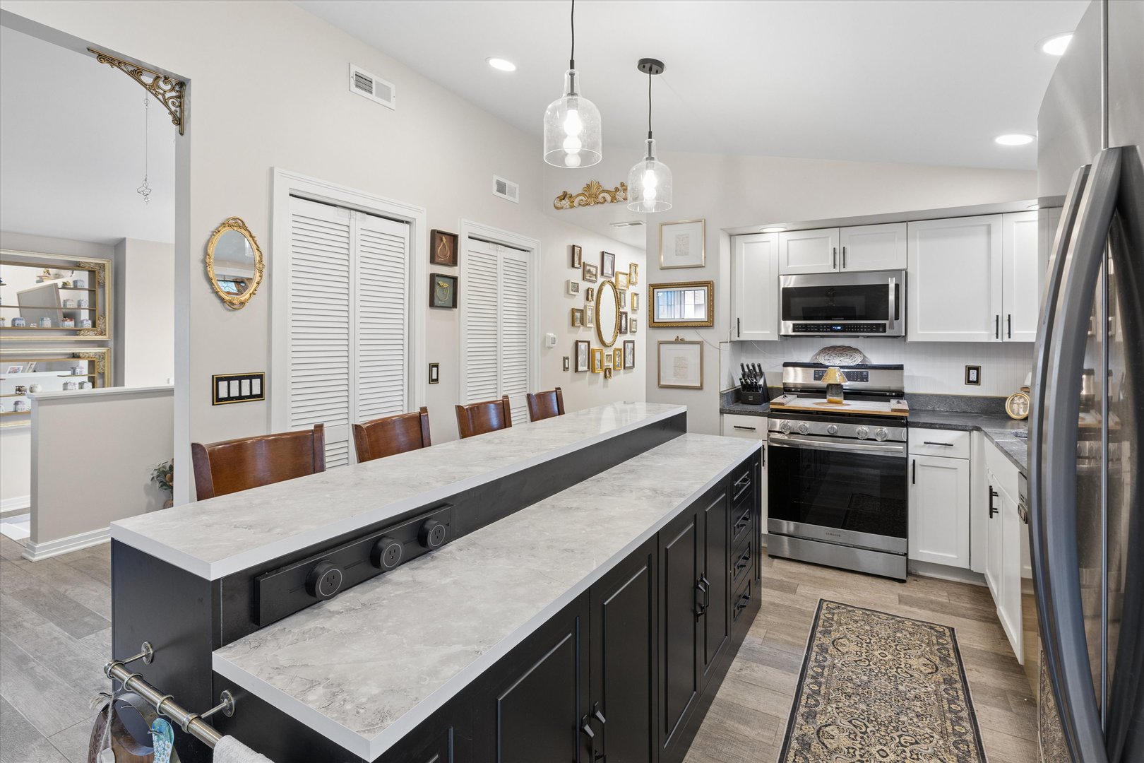 12793 Black Road Morrison, IL 61270 - Photo 23 of 52 Gallery Image 23