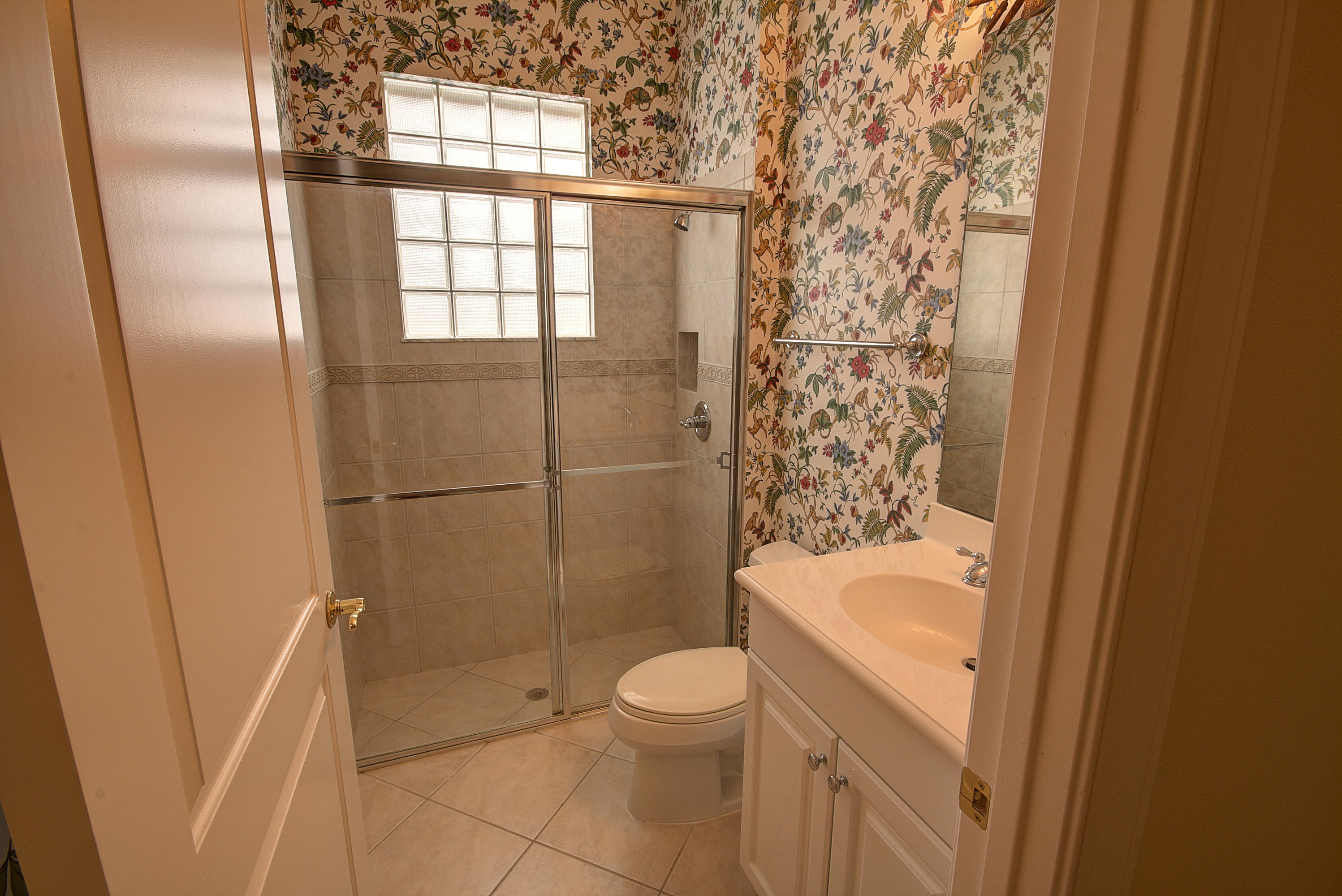 8042 Laurel Ridge Court Delray Beach, FL 33446 - Photo 5 of 28 Downstairs Bathroom 1
