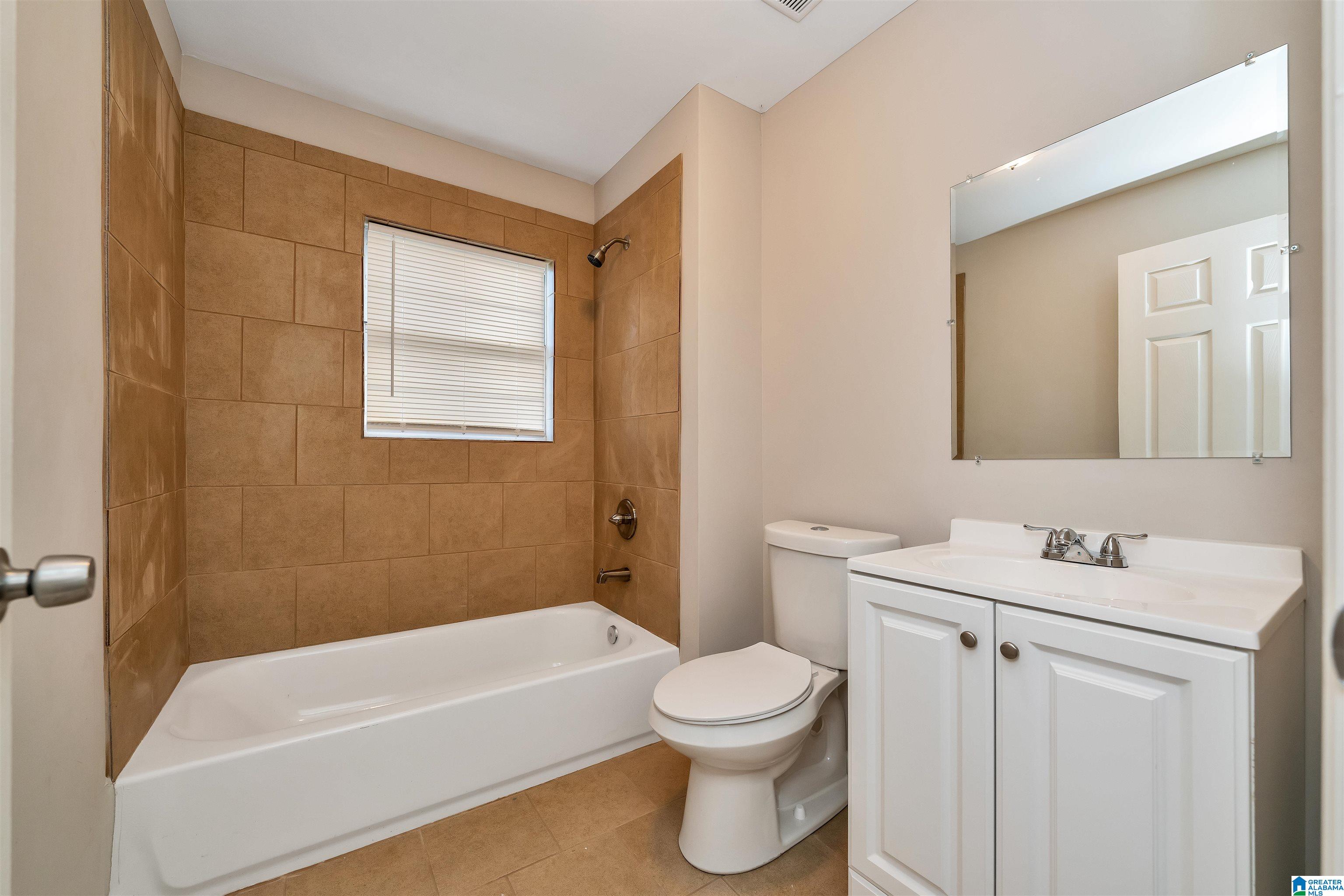 1632 Sunset Avenue Gardendale, AL 35071 - Photo 4 of 10