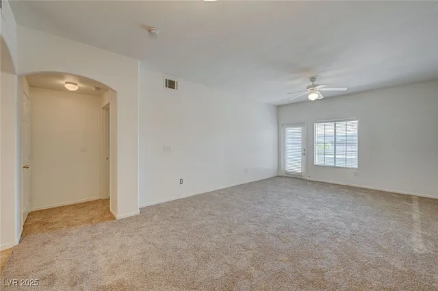 $1,450 | 6160 Rumrill Street, Unit 232, Las Vegas, NV 89113
