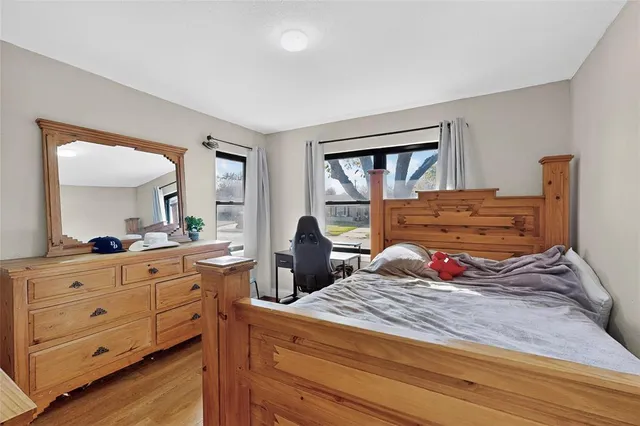 $240,000 | 1725 Emerald Drive, Grand Prairie, TX 75051