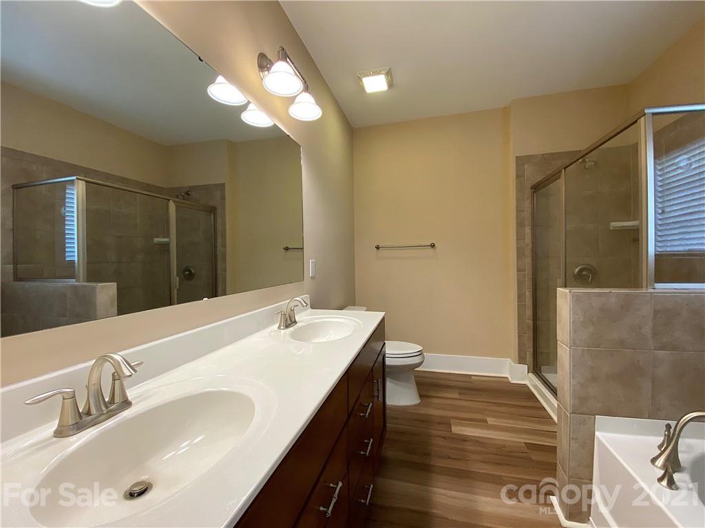 9806 Fernspray Road Charlotte, NC 28215 - Photo 11 of 18 Gallery Image 11