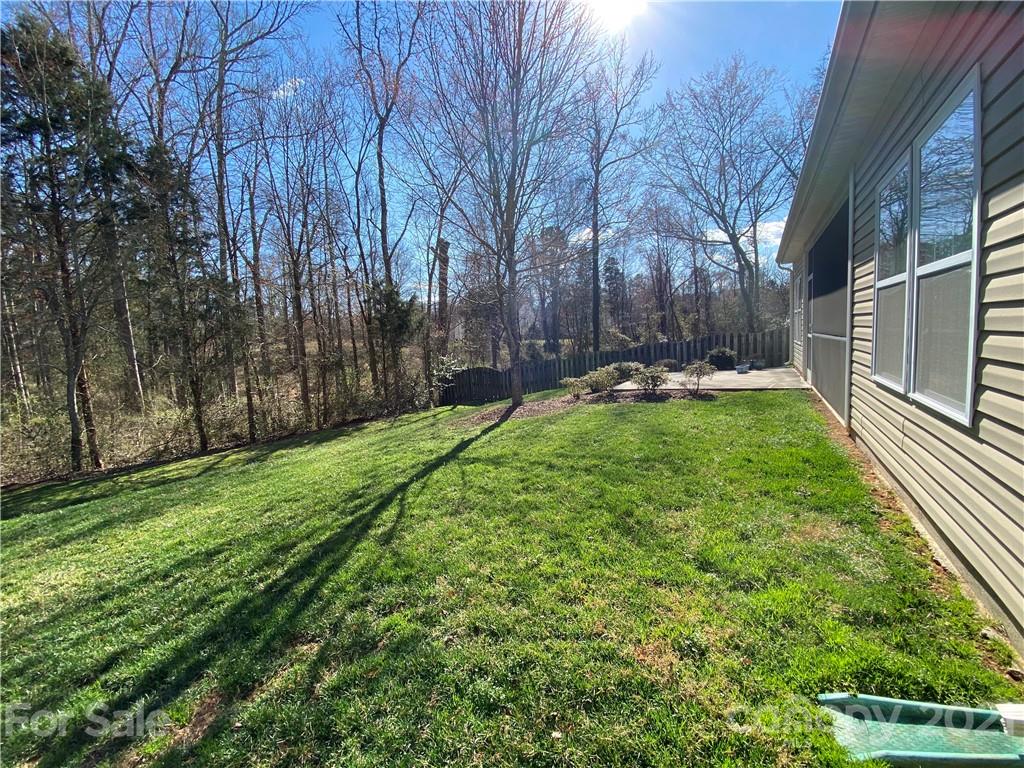 9806 Fernspray Road Charlotte, NC 28215 - Photo 15 of 18 Gallery Image 15