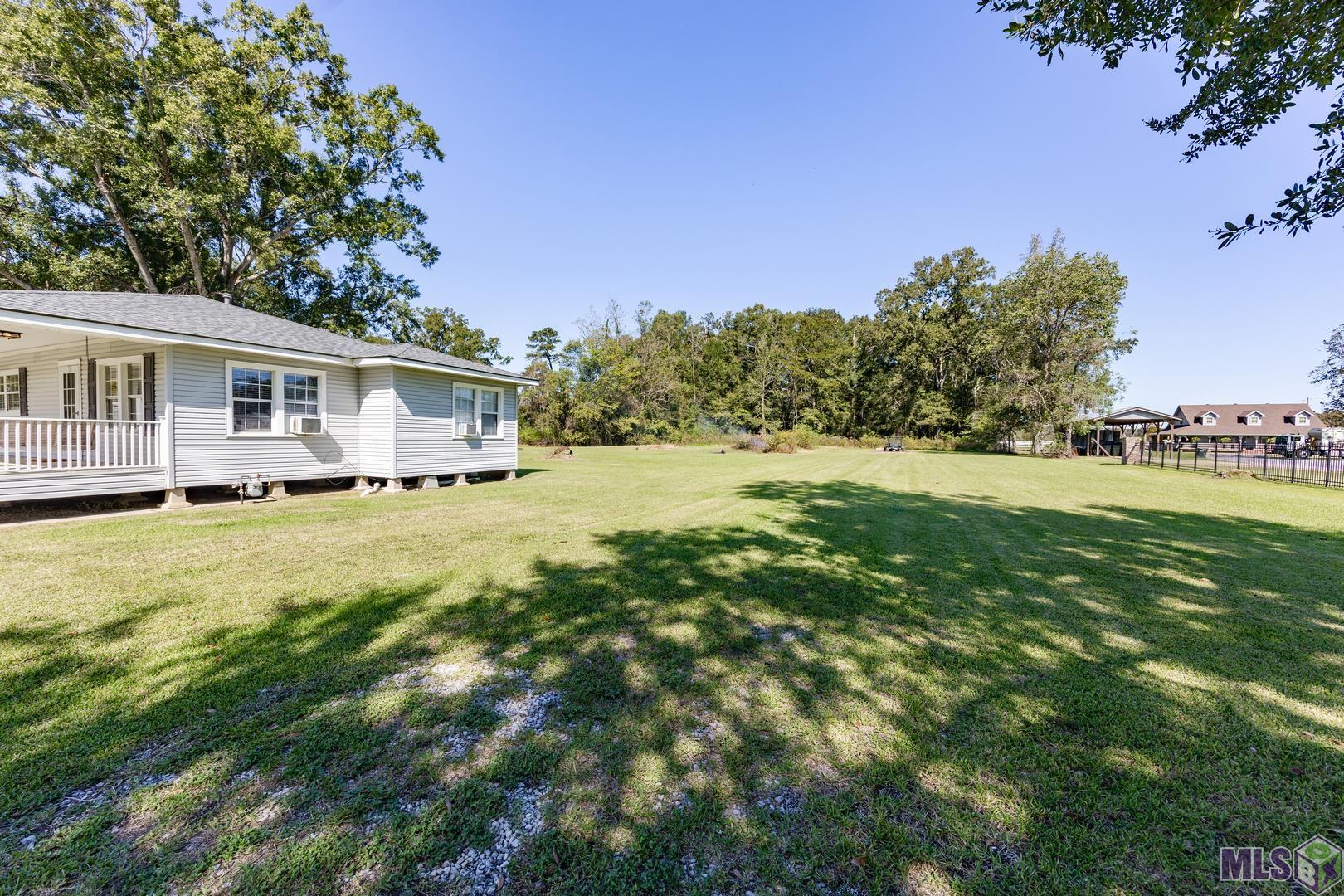 45124 Gold Place Road St. Amant, LA 70774 - Photo 3 of 23