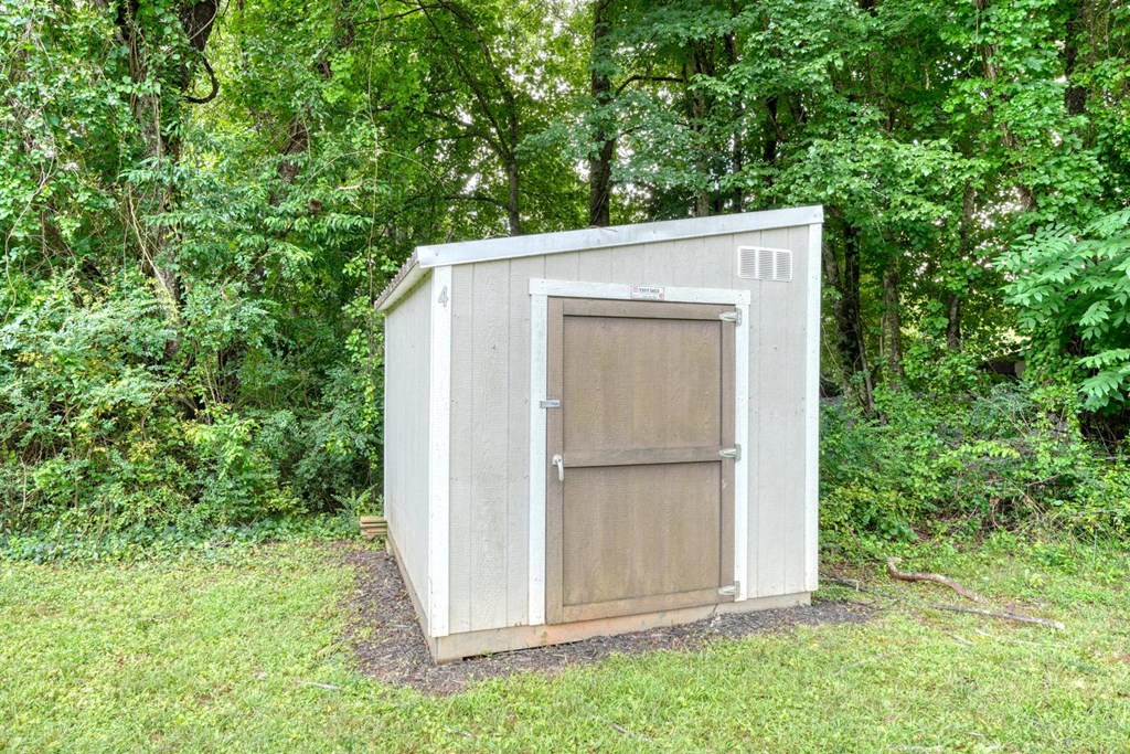 723 Bugscuffle Road Hiawassee, GA 30546 - Photo 27 of 35 Gallery Image 27