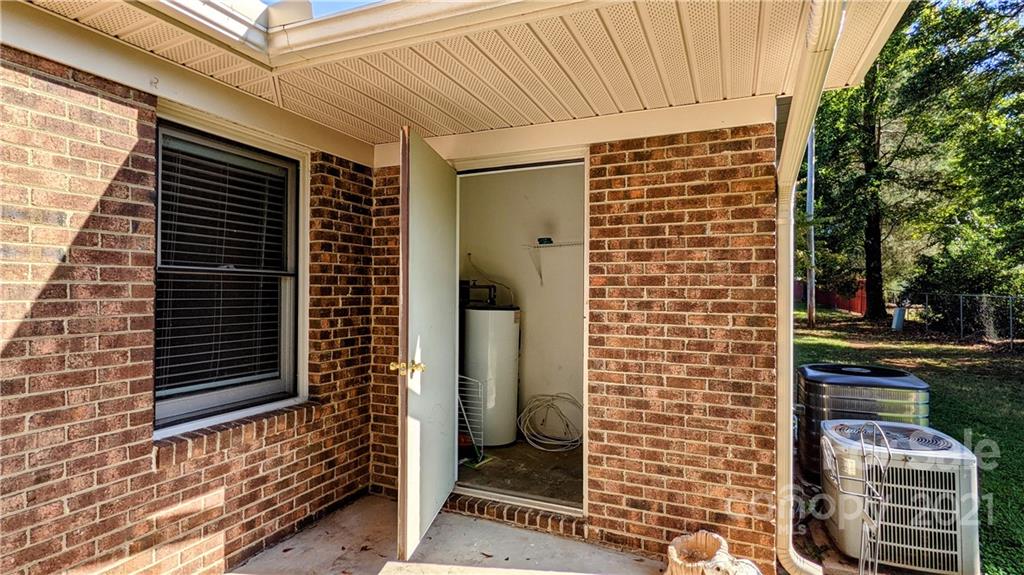 1941 Ebenezer Road Rock Hill, SC 29732 - Photo 12 of 13 Gallery Image 12