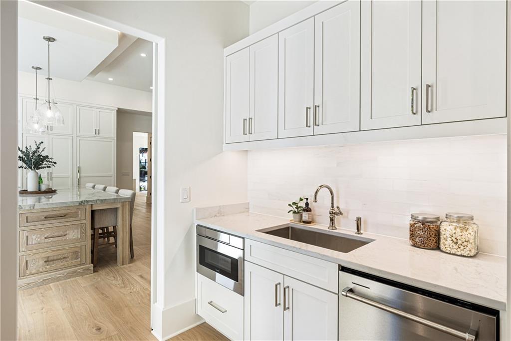 141 N Trace Alpharetta, GA 30009 - Photo 28 of 92