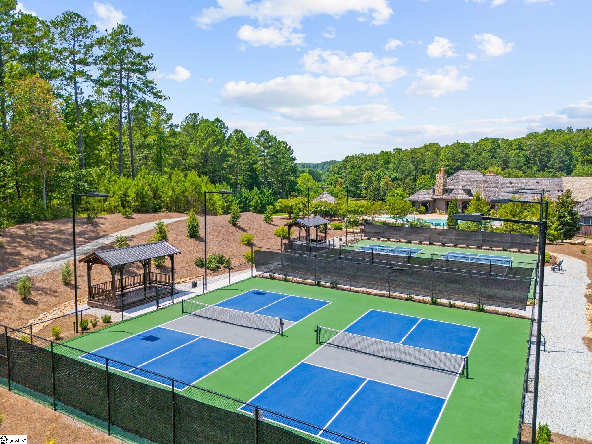 240 Jocassee Point Road Salem, SC 29676 - Photo 33 of 38 Gallery Image 33