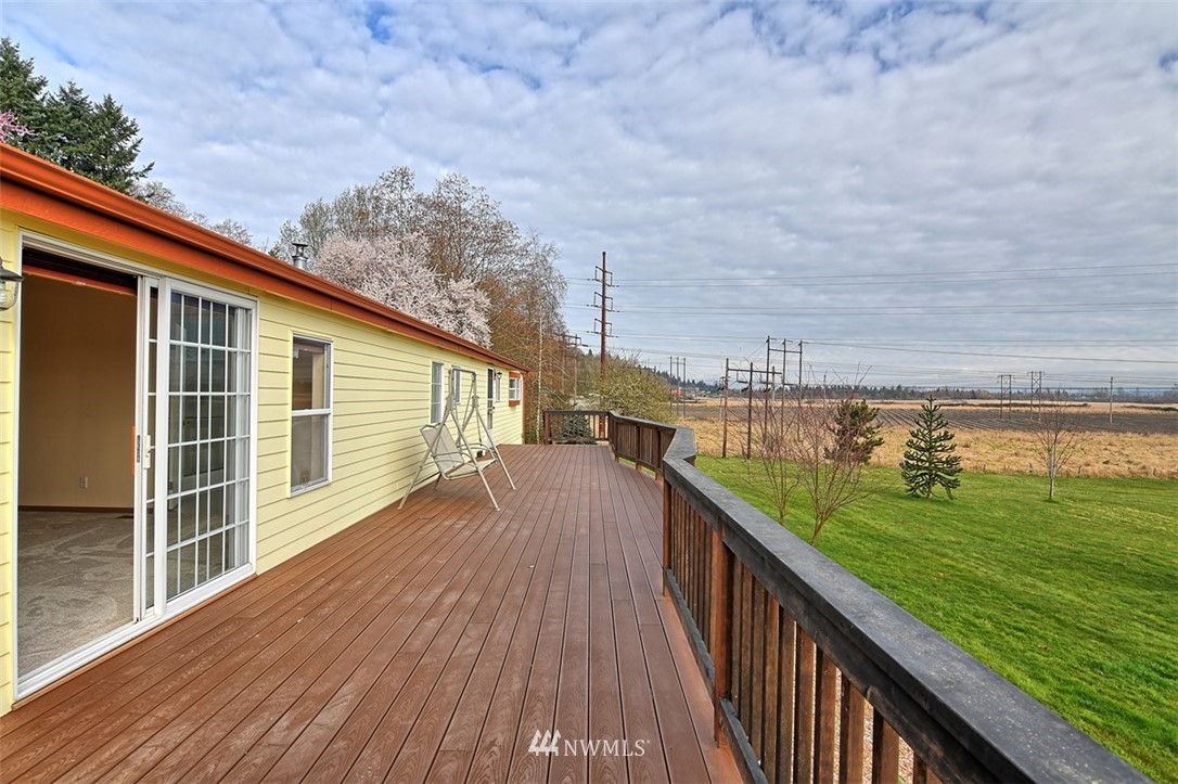 7725 Larimer Road Everett, WA 98208 - Photo 18 of 25 Gallery Image 18
