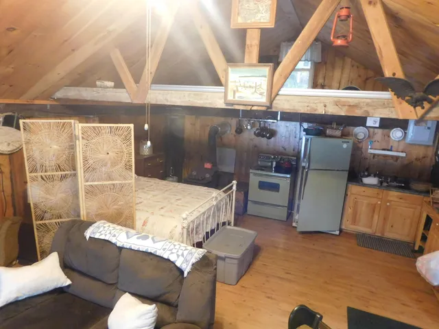 $215,000 | 31 Swan Lane, Dexter, ME 04930