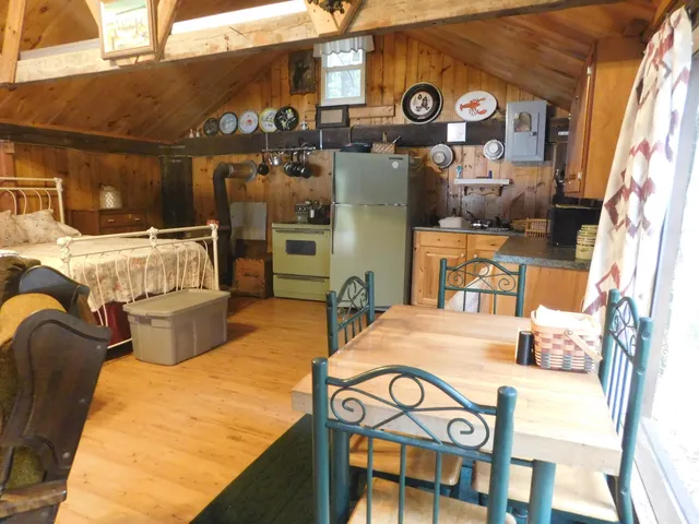 $215,000 | 31 Swan Lane, Dexter, ME 04930