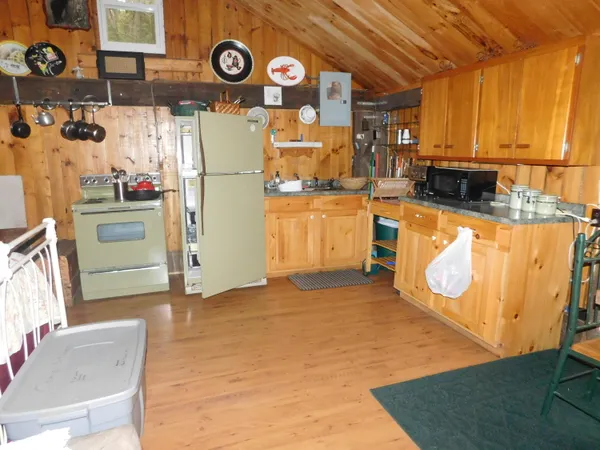 $215,000 | 31 Swan Lane, Dexter, ME 04930