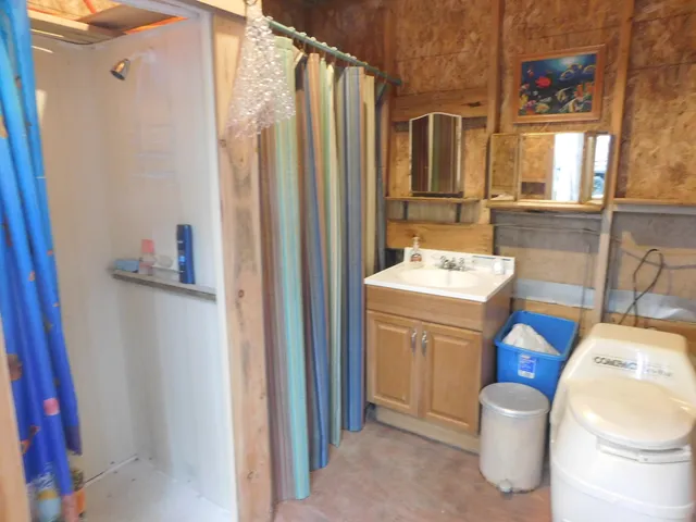 $215,000 | 31 Swan Lane, Dexter, ME 04930