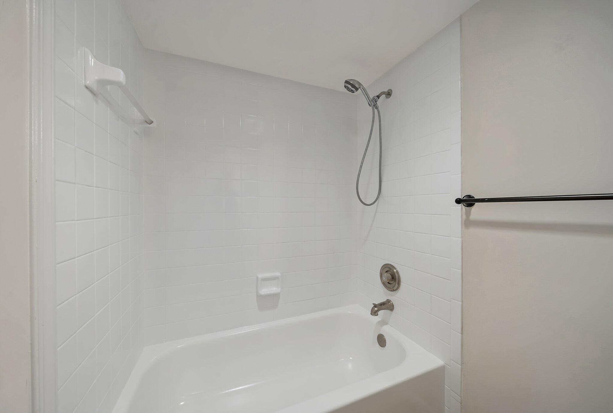 353 Highway 1, Unit C203 Jupiter, FL 33477 - Photo 32 of 50 017-353US1NC203-Jupiter-FL-SMALL