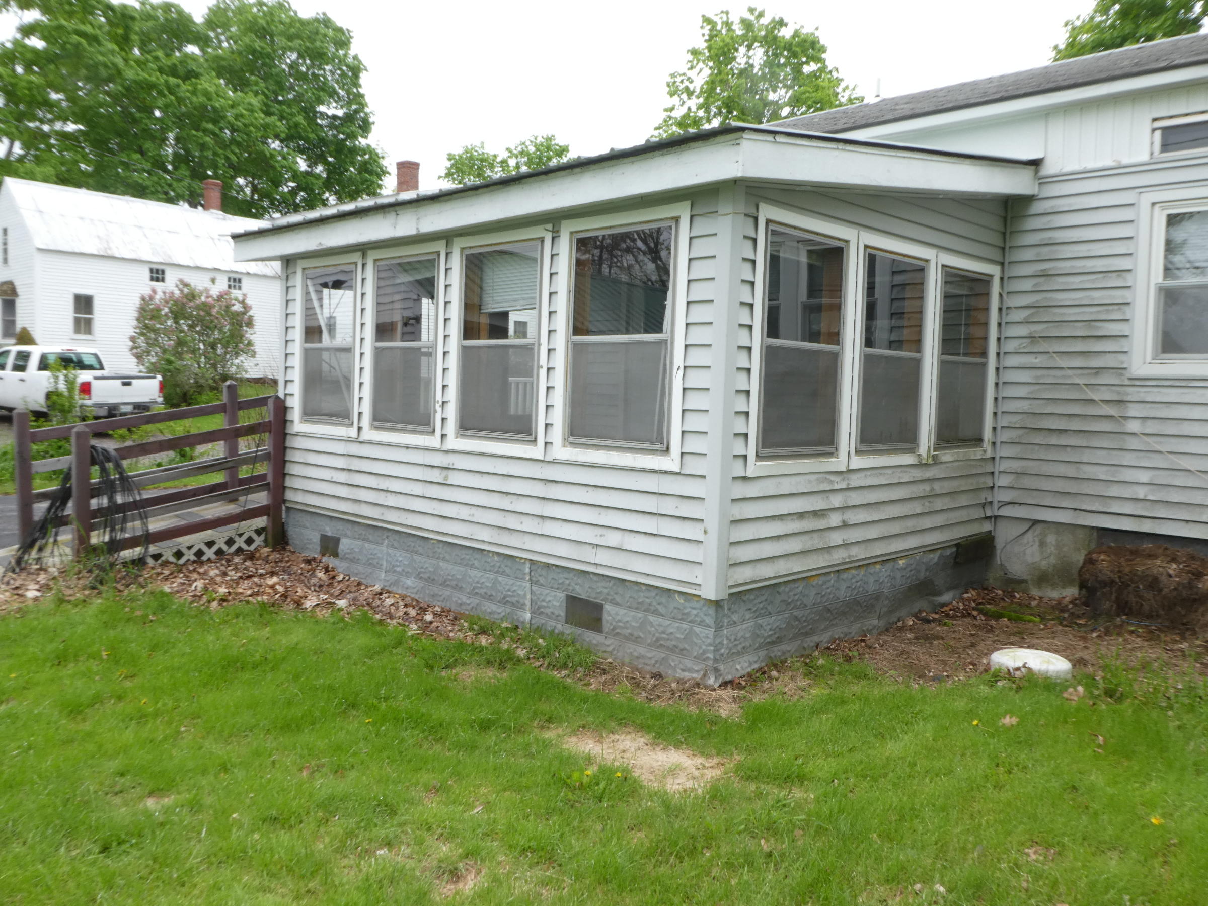 702 River Road Buxton, ME 04093 - Photo 5 of 14 3 Season Porch