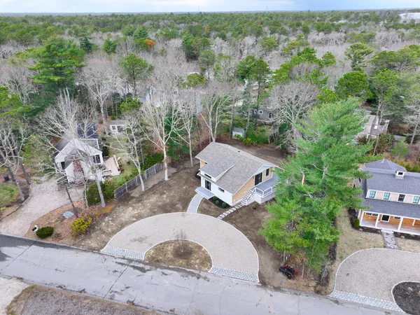 $1,399,000 | 31 Marway, Mashpee, MA 02649