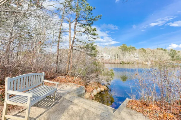 $1,399,000 | 31 Marway, Mashpee, MA 02649