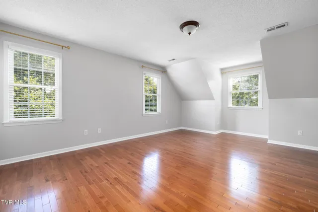 $662,400 | 209 Glen Oaks Drive, Gray, TN 37615