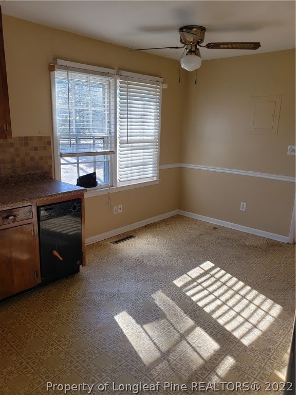 1011 Vass Road Spring Lake, NC 28390 - Photo 6 of 13 Gallery Image 6