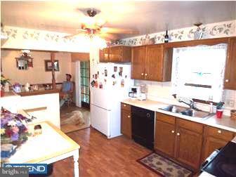 1810 County Line Road Barto, PA 19504 - Photo 3 of 5 Kitchen