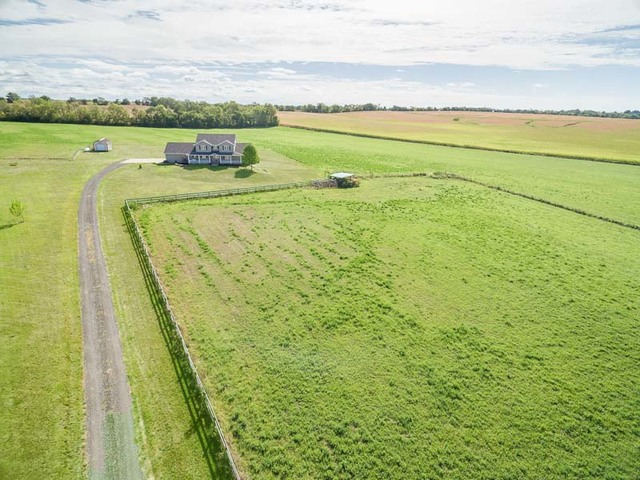 14100 Telegraph Road Pecatonica, IL 61063 - Photo 2 of 25