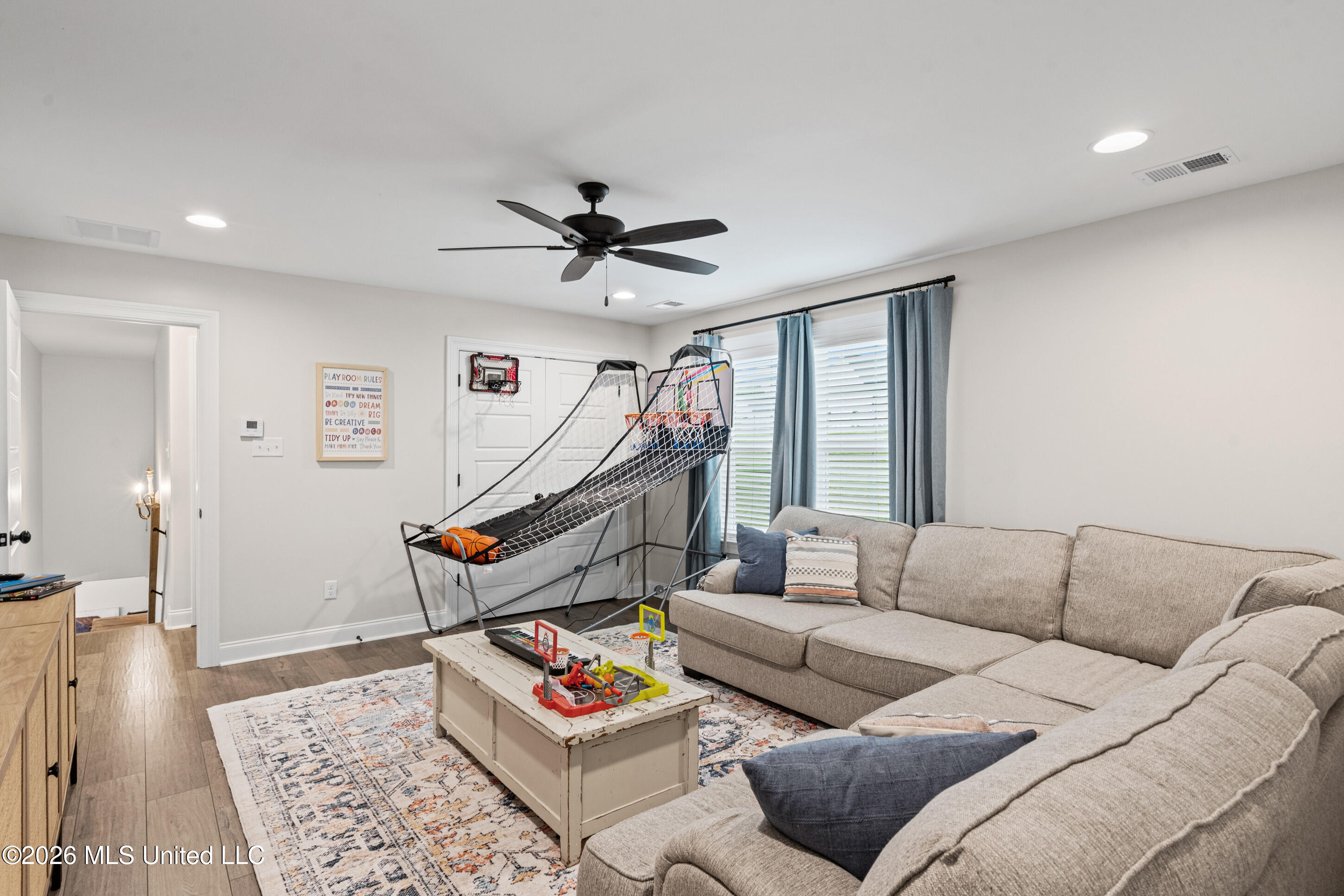 4112 Bright Road Hernando, MS 38632 - Photo 25 of 41 Bedroom 3 up