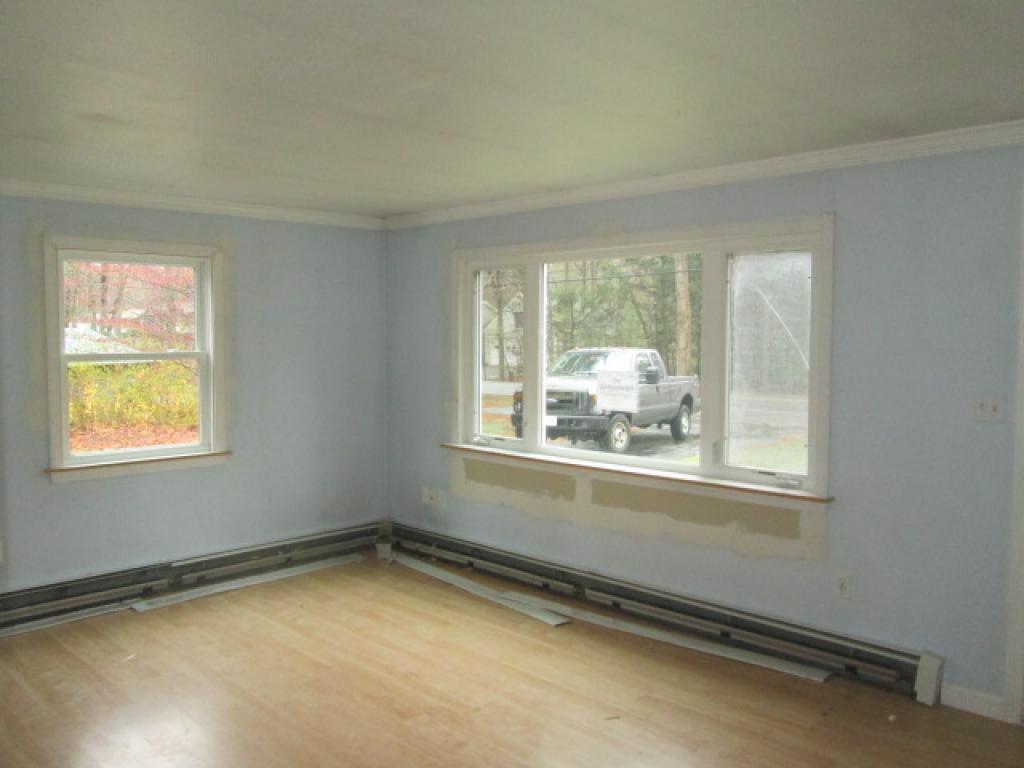 53 Brown Hill Road Hampstead, NH 03826 - Photo 5 of 13