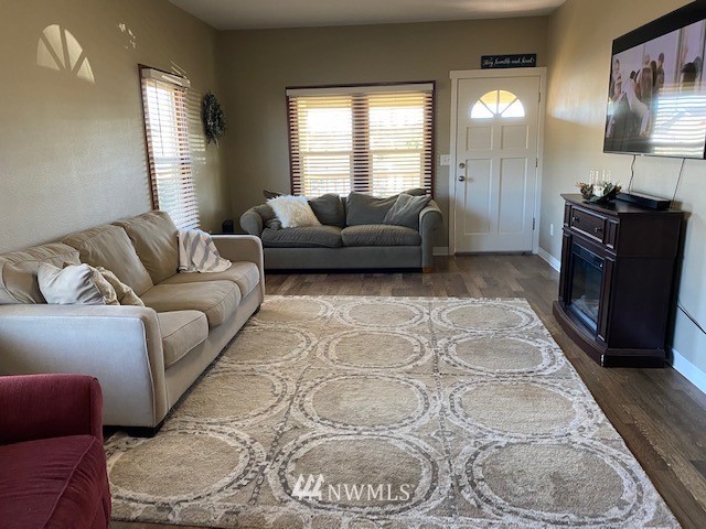 324 Southwest 10th Street Chehalis, WA 98532 - Photo 5 of 14 Gallery Image 5
