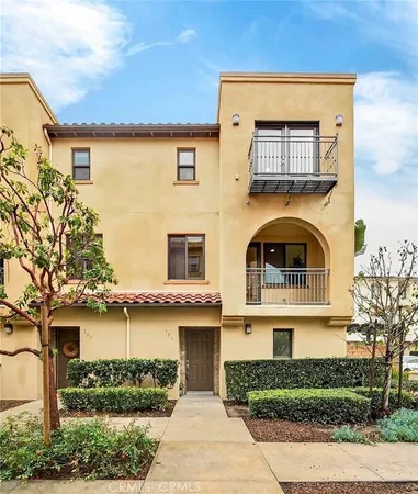 $3,900 | 809 Anaheim Boulevard, Unit 106, Anaheim, CA 92805